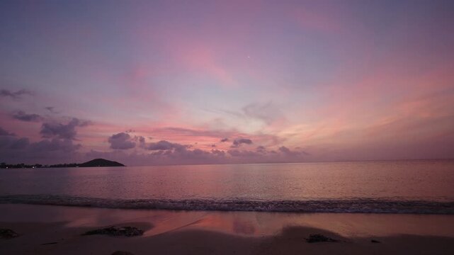 Amazing sunset over Lipa Noi beach. Koh Samui, Thailand