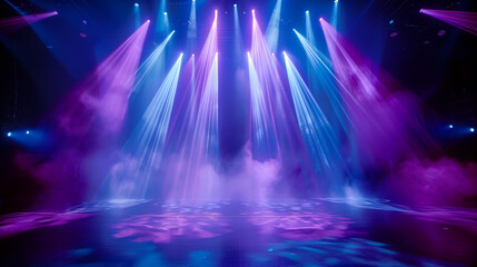 高彩度なブルーとマゼンタの光の筋が幾重にも重なり合い精密に計算された照明デザインが際立つミステリアス