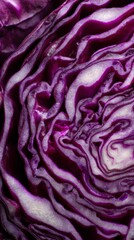 Obraz premium Fresh Red Cabbage Sliced – Macro Texture Close-Up