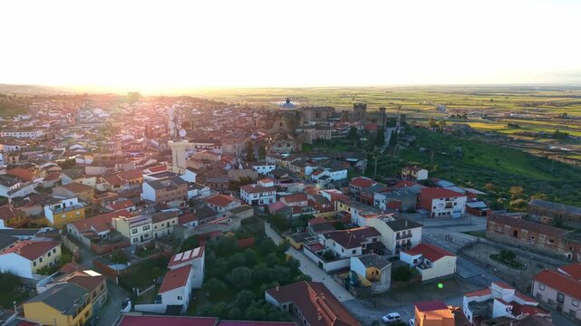 Aerial images of Oropesa in the province of Toledo, during sunset on a clear day, 1-inch sensor, 4k 30fps