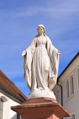Obraz premium Skulptur im Zentrum von Bad Waldsee in Baden-Württemberg