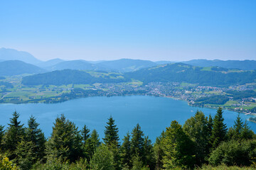 Panoramic view of Lake Traunsee and the town of Gmunden, photographed from the summit of Mount Gr&uuml;nberg, Upper Austria.