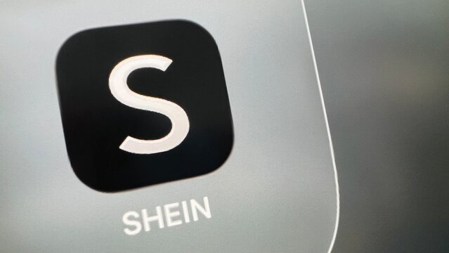 shein logo. shein app. 