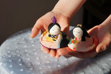 手乗りの雛人形