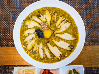 韓国料理　アワビ粥