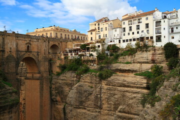 Obraz premium White Cliffside Houses and Balconies in Ronda
