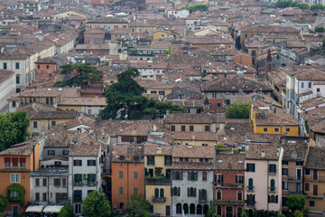 Living in Verona. Życie w Weronie.  © po.foto