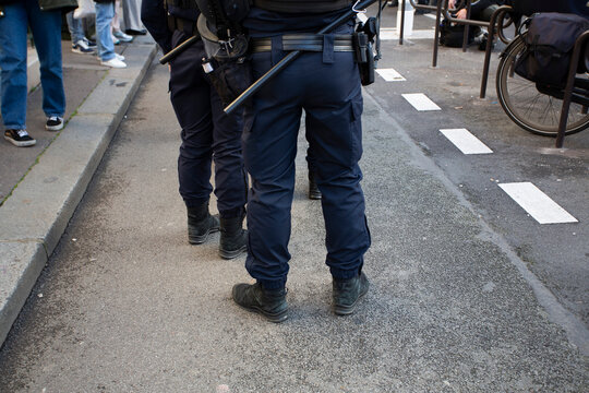 CRS pour la s&eacute;curit&eacute; des manifestations en ville