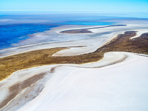 Kati Thanda/Lake Eyre