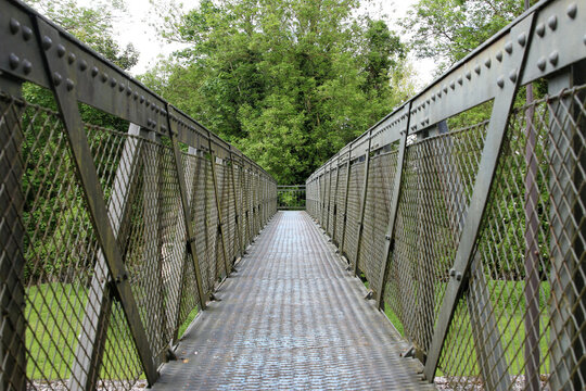 Montcourt-Fromonville - &Eacute;cluses de Fromonville- Canal du Loing	