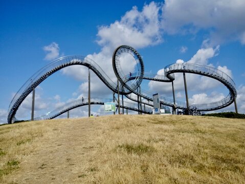 Tiger and Turtle &ndash; Magic Mountain in  auf der Heinrich-Hildebrand-H&ouml;he im Angerpark in Duisburg-Angerhausen