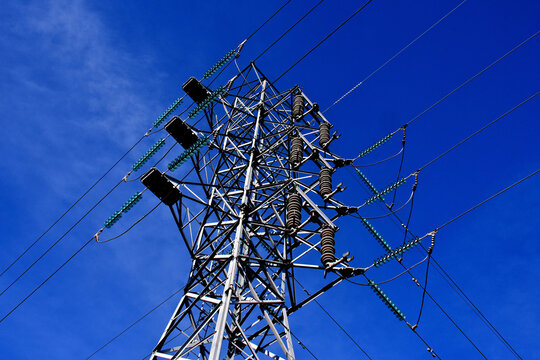 Crowded high voltage electrical pylon in Silicon Valley 
