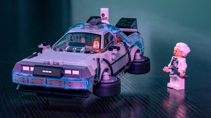 Fototapeta premium Brisbane, QLD, Australia - Feb 21, 2026: A toy Lego model of the famous DeLorean car