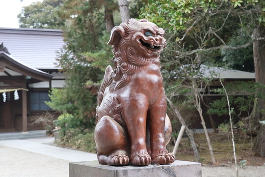 brown komainu (guardian dog)