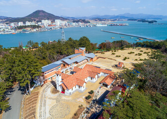 전남 고흥군 소록도성당의 가을 풍경