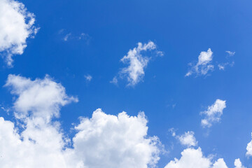 Obraz premium Clear Sky and Soft White Cloudscape