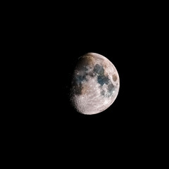 zunehmender Mond Ende Februar