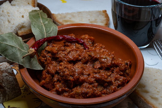 A typical dish of the cuisine of Campania: neapolitan pork soffritto