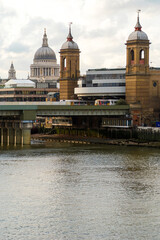 Fototapeta premium London skyline showing river thames, st paul's cathedral and cannon street bridge