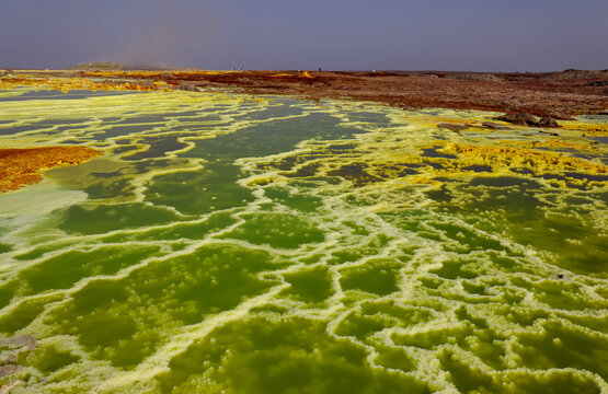 The colors of salt generated by the mineral-laden vapors of Dallol Volcano, Ethiopia