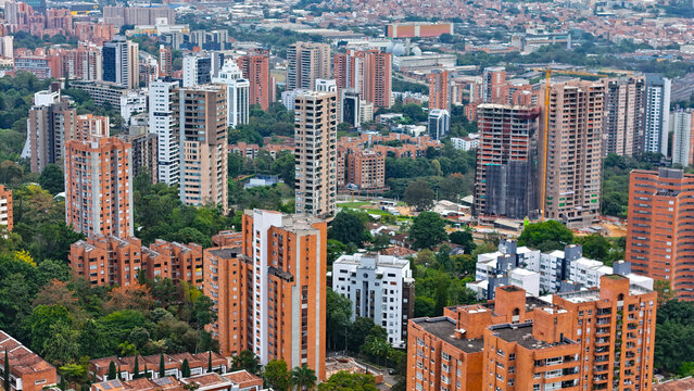 Imagen a&eacute;rea tomada en la ciudad de Medell&iacute;n, desde el sector del Poblado.