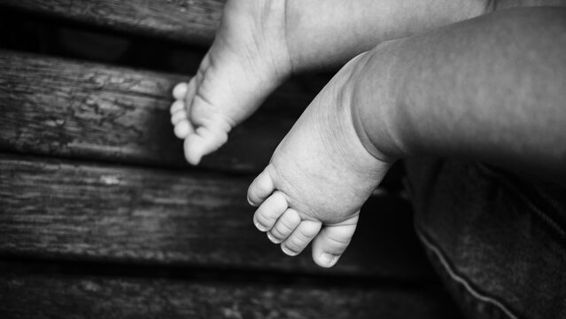 Foto scattata ai piedi di un neonato.