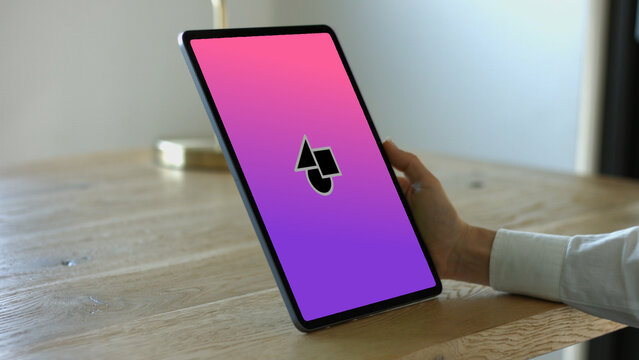 Tablet 17 Target &ndash; High Detail Touchscreen Device Presentation, Modern Screen Animation, Website and App UI UX Interface Showcase Template