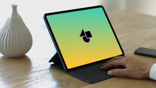 Tablet 8 Dolly &ndash; High Detail Touchscreen Device Presentation, Modern Screen Animation, Website and App UI UX Interface Showcase Template