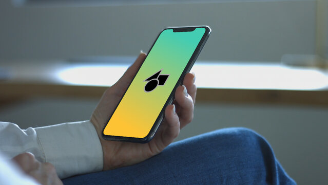 Mobile 21 Target &ndash; High Detail Smartphone Screen Presentation, Touch Swipe Scroll Tap Animation, Vertical App UI UX Interface Showcase Template