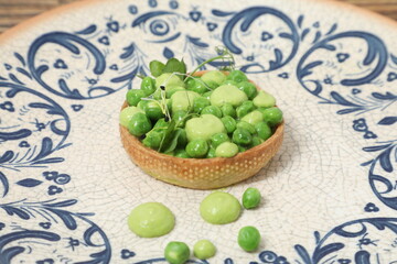 Plat de légumes en gastronomie française © robin-clouet.fr