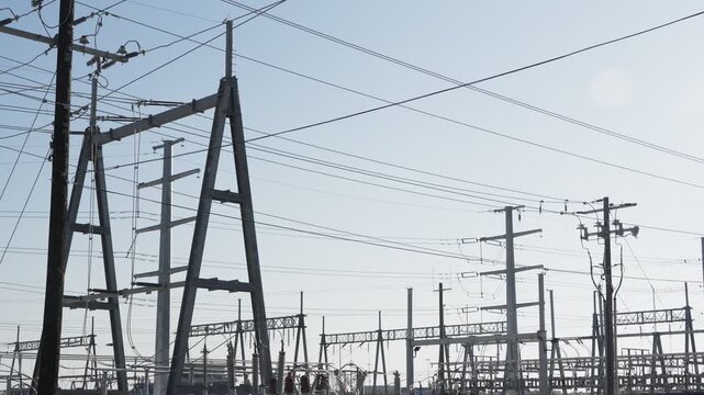 Electrical power distribution sub-station 