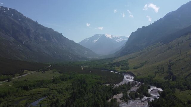 Big mountain river valley 