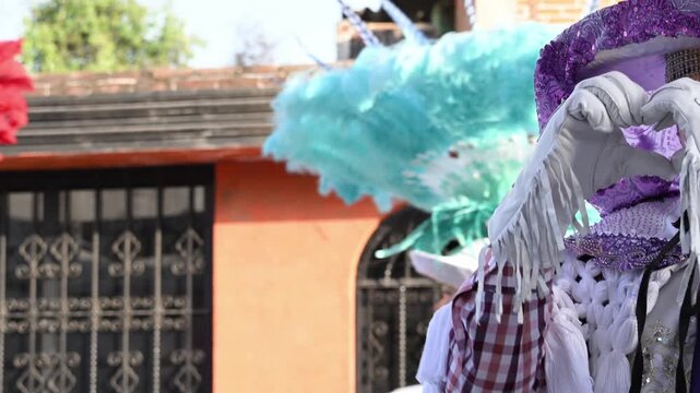 Huehue dancing at the Tlaxcala carnival.