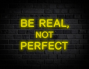 Fototapeta premium Leuchtende gelbe Neonschrift 