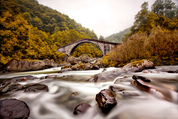Kapisre Stream is the largest waterway in the district. Arhavi is famous for the Arhavi Culture and...