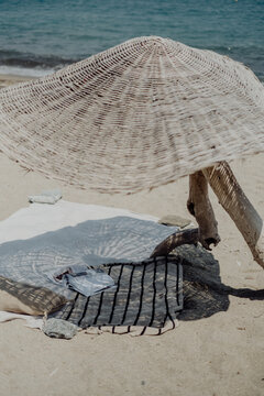 Strandbilder mit Meer, Sand und Sommerstimmung &ndash; Urlaub, K&uuml;ste und Entspannung am Wasser