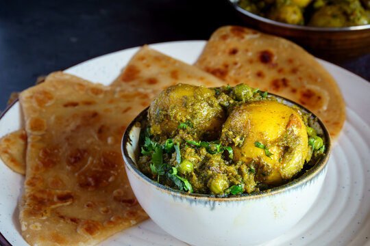 Sobuj Aloor Dum with Paratha | Bengali Green Masala Potato Curry | Spiced Potato Dum Aloo with Flatbread | Traditional Indian Vegetarian Meal