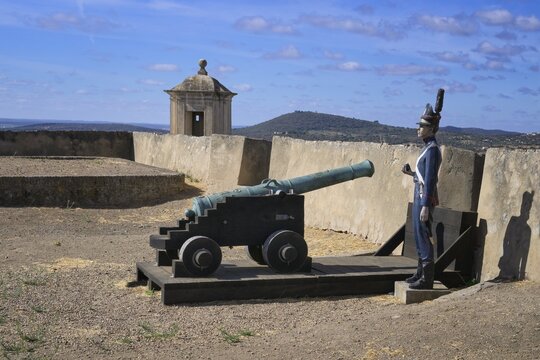 Artillery piece on the fortification top, 17th century Saint Lucy or Saint Luzia Fort, Elvas, Alentejo, Portugal