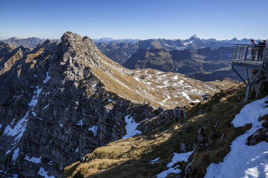 Viewing platform on the Nebelhorn, Hindelanger via ferrata on the left, Allg&auml;u Alps in the back, Oberstdorf, Oberallg&auml;u, Allg&auml;u, Bavaria, Germany