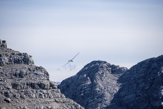 Glider in the mountains, Loferer Steinberge, Tyrol, Austria