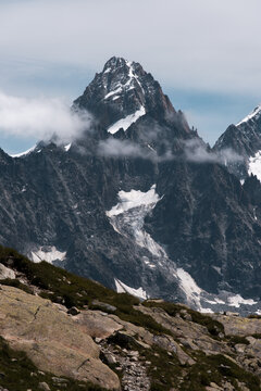 Majestic Mountain Peaks &ndash; Scenic Alpine Landscape