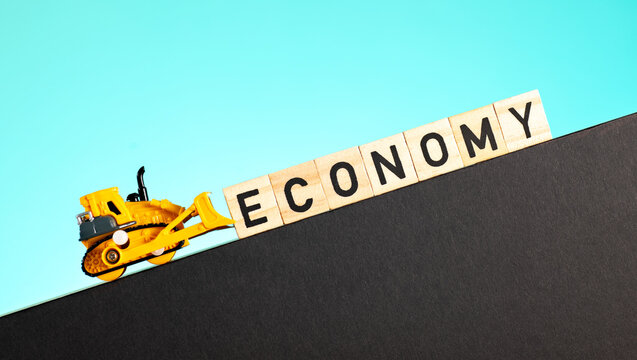 Economic boom, recovery and growth