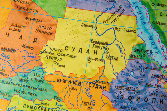Close-up of a Russian language political map of North-East Africa featuring Sudan, South Sudan, Ethiopia and Chad.