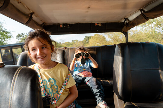 Kids Safari Adventure With Cameras, traveler Sri Lanka