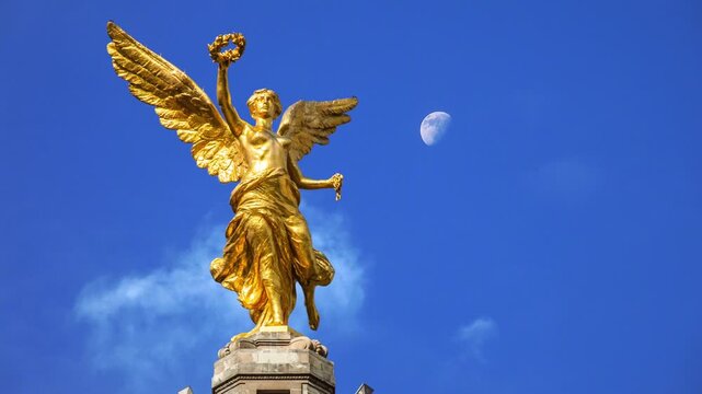 &Aacute;ngel de la Independencia - Monumento a la Independencia, Ciudad de M&eacute;xico.