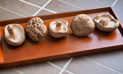 신선한 유기농 표고버섯, 요리재료