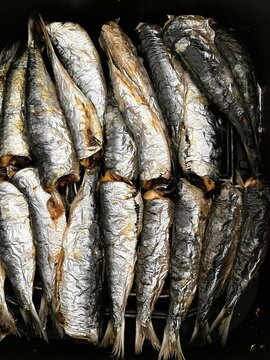 Silvery beautiful grilled sardines. Mediterranean simple cooking. Summer memories.