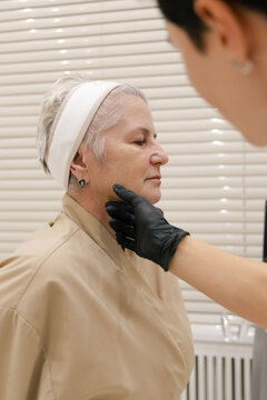 Aesthetic Facial Evaluation for Mature Client in Beauty Clinic