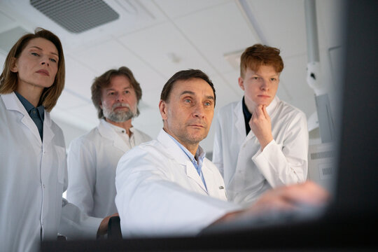 Scientists Teamwork In The Lab