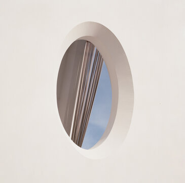 Minimal Oval Window Architecture